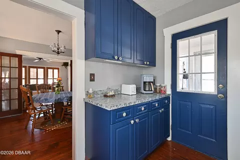 Kitchen - 118 E Yelkca Ter, Edgewater, FL 32132 photo 4 of 5