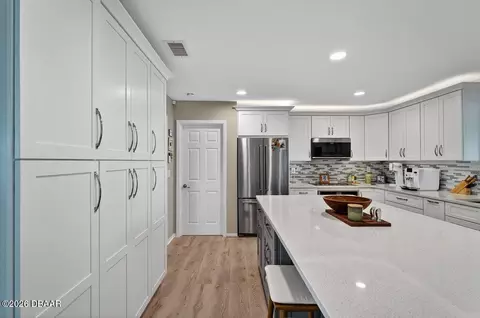 Kitchen - 687 John Anderson Dr, Ormond Beach, FL 32176 photo 4 of 4