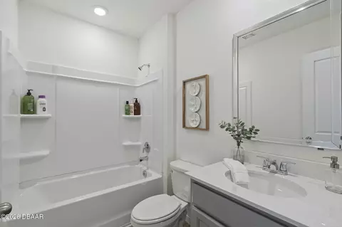 Bath - 1630 Houmas St, Ormond Beach, FL 32174 photo 2 of 2