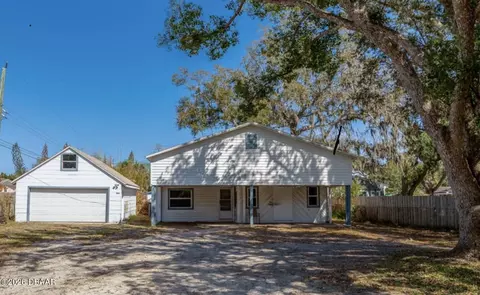 1861 Golfview Blvd, South Daytona, FL 32119