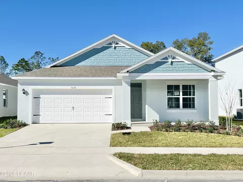 988 Champion Ridge Dr, Daytona Beach, FL 32124