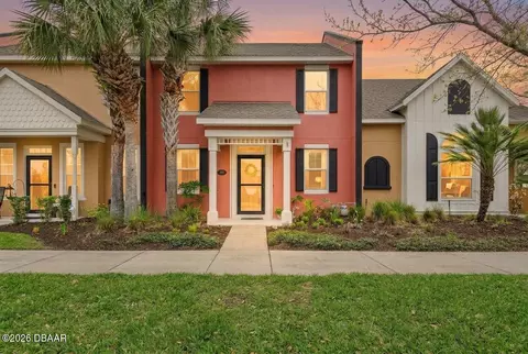 202 Woodhouse Ln, Deland, FL 32724