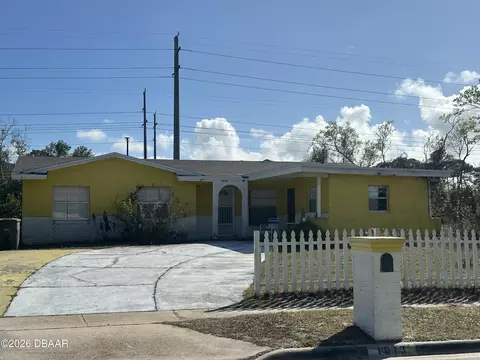 1613 Stocking St, Daytona Beach, FL 32117