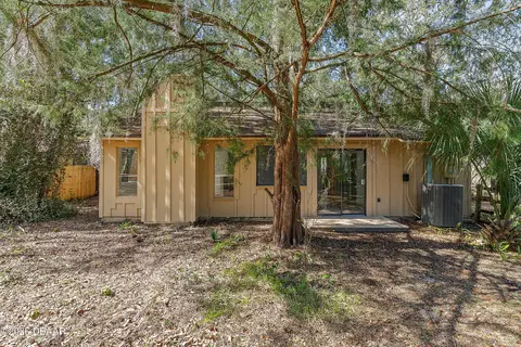 Exterior - 38 Snaresbrook Ct, Ormond Beach, FL 32174 photo 8 of 10