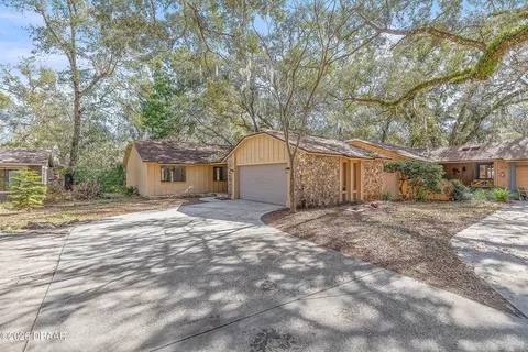 38 Snaresbrook Ct, Ormond Beach, FL 32174