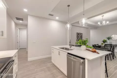 Kitchen - 82 Wrendale Loop, Ormond Beach, FL 32174 photo 2 of 6