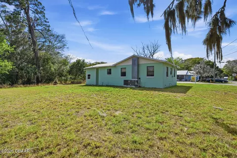 Exterior - 2627 Myrtle Ave, Mims, FL 32754 photo 5 of 6