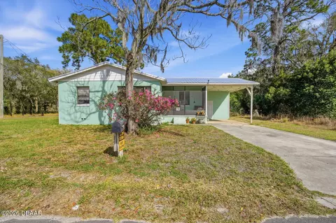 2627 Myrtle Ave, Mims, FL 32754