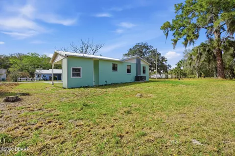 Exterior - 2627 Myrtle Ave, Mims, FL 32754 photo 4 of 6