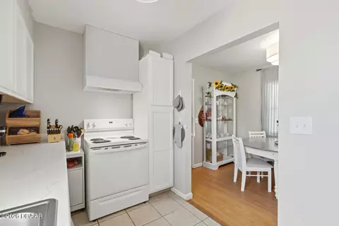 Kitchen - 2627 Myrtle Ave, Mims, FL 32754 photo 3 of 3