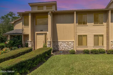 133 Blue Heron Dr, Daytona Beach, FL 32119