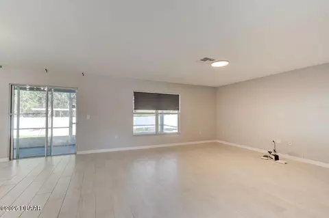 Living - 21 Pergola Pl, Ormond Beach, FL 32174 photo 5 of 5