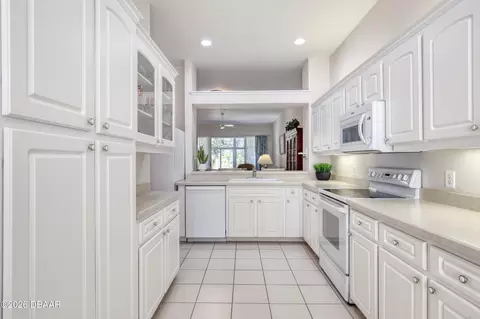 Kitchen - 3139 Kailani Ct, Ormond Beach, FL 32174 photo 2 of 4