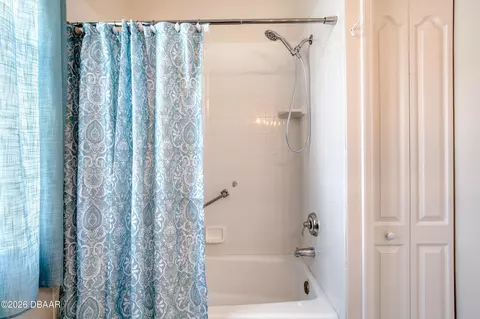 Bath - 3139 Kailani Ct, Ormond Beach, FL 32174 photo 7 of 8
