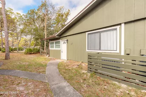 111 Cypress Pond Rd, Port Orange, FL 32128