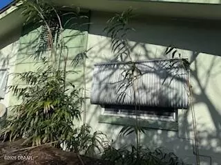 650 E Iris Dr, Orange City, FL 32763