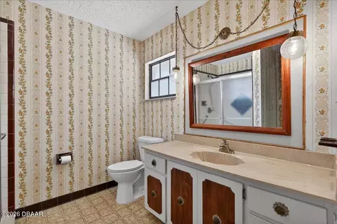 Bath - 115 Addison Dr, Ormond Beach, FL 32174 photo 2 of 4