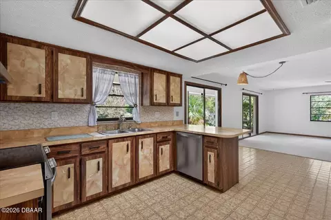 Kitchen - 115 Addison Dr, Ormond Beach, FL 32174 photo 1 of 2