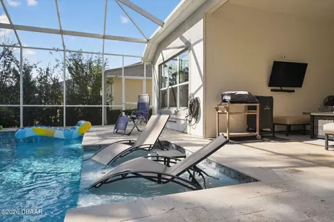 Exterior - 308 Nottinghill St, Ormond Beach, FL 32174 photo 13 of 15