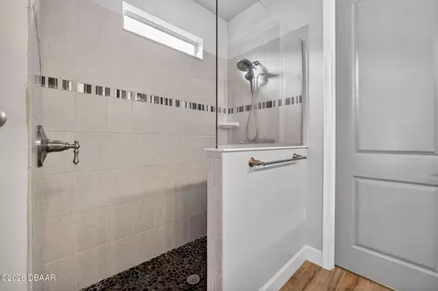 Bath - 308 Nottinghill St, Ormond Beach, FL 32174 photo 2 of 3
