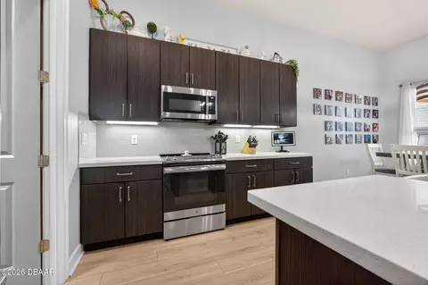 Kitchen - 308 Nottinghill St, Ormond Beach, FL 32174 photo 3 of 5