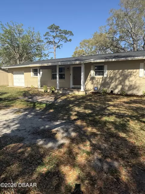 2005 Bayview Dr, New Smyrna Beach, FL 32168