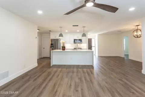 Living - 4 Sea Hawk Dr, Ormond Beach, FL 32176 photo 1 of 4
