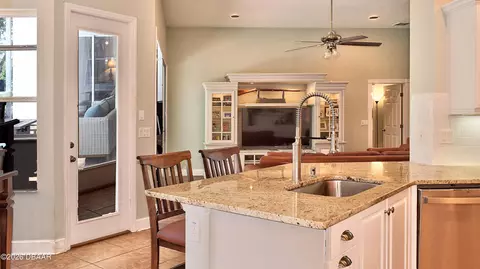 Kitchen - 1290 Royal Pointe Ln, Ormond Beach, FL 32174 photo 4 of 4