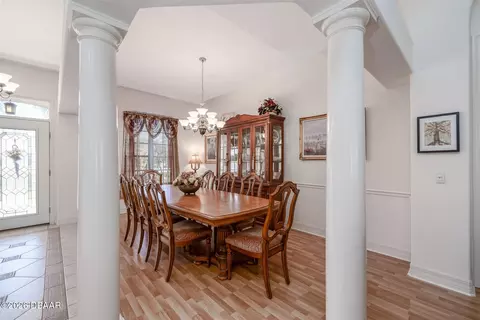 Dining - 19 Waterbluff Dr, Ormond Beach, FL 32174 photo 2 of 4