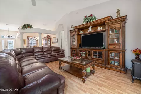 Living - 19 Waterbluff Dr, Ormond Beach, FL 32174 photo 3 of 3
