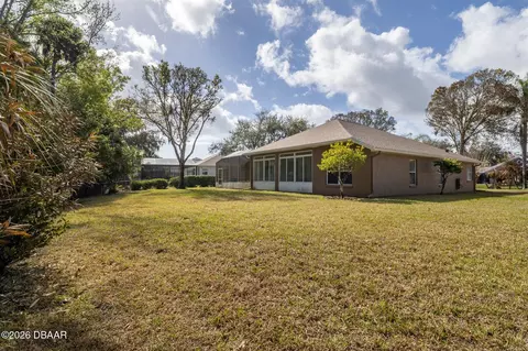 Exterior - 19 Waterbluff Dr, Ormond Beach, FL 32174 photo 4 of 7
