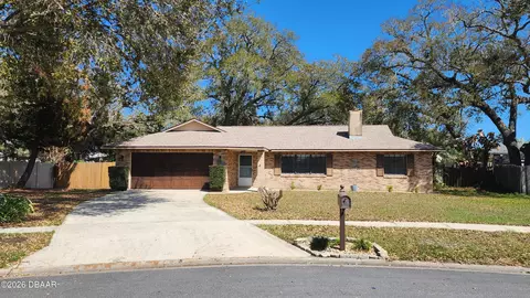 4563 Hoyt Dr, Port Orange, FL 32129