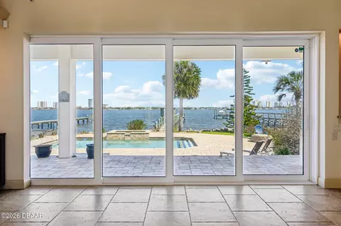 2227 S Palmetto Ave, South Daytona, FL 32119