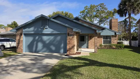903 Silver Leaf Pl, Port Orange, FL 32127