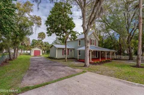 Exterior - 93 Lincoln Ave, Ormond Beach, FL 32174 photo 3 of 7