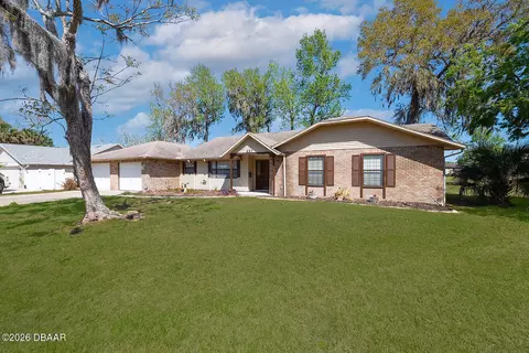 627 Ipswich Ln, Port Orange, FL 32127