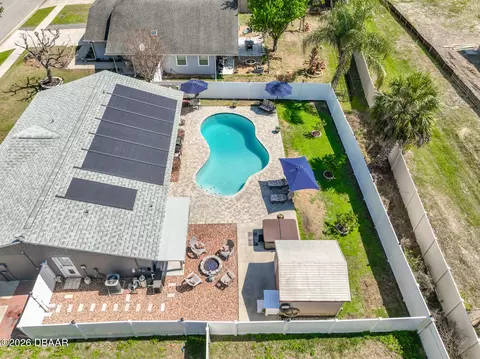 589 Clairmont Ln, South Daytona, FL 32119
