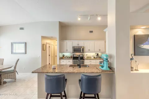Kitchen - 3 Slow Stream Way, Ormond Beach, FL 32174 photo 3 of 5