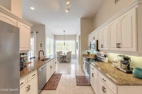 Kitchen - 3 Slow Stream Way, Ormond Beach, FL 32174 photo 4 of 5