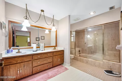 Bath - 103 Oak Ln, Ormond Beach, FL 32174 photo 1 of 5