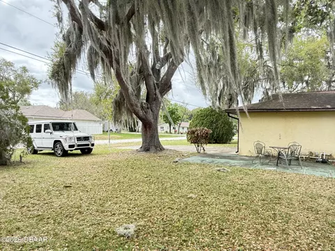 Exterior - 2331 Juniper Dr, Edgewater, FL 32141 photo 6 of 8