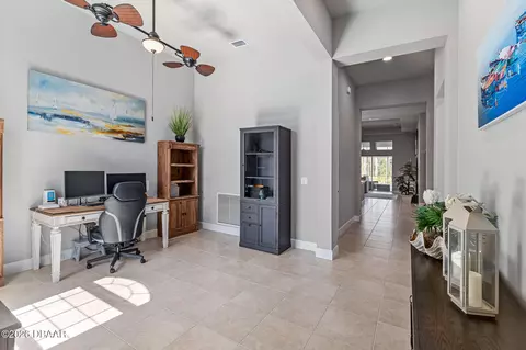 Entry Way - 352 Stirling Bridge Dr, Ormond Beach, FL 32174 photo 2 of 4