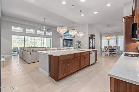 Kitchen - 352 Stirling Bridge Dr, Ormond Beach, FL 32174 photo 5 of 8