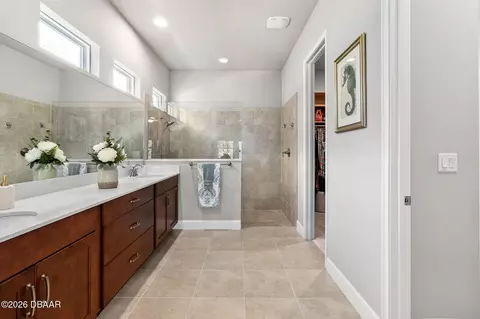 Bath - 352 Stirling Bridge Dr, Ormond Beach, FL 32174 photo 1 of 6