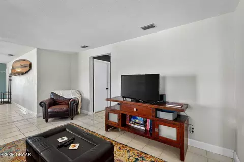 Living - 483 N Halifax Dr, Ormond Beach, FL 32176 photo 5 of 6