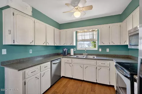 Kitchen - 483 N Halifax Dr, Ormond Beach, FL 32176 photo 2 of 4