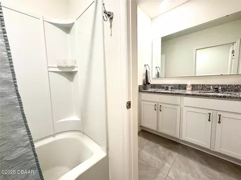 Bath - 3019 Staten Dr, Deltona, FL 32738 photo 10 of 11