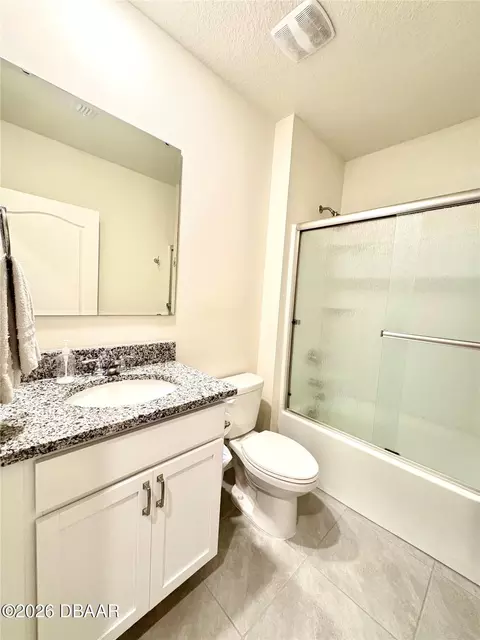 Bath - 3019 Staten Dr, Deltona, FL 32738 photo 2 of 11