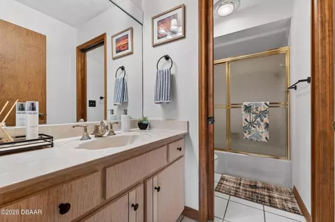 Bath - 11 Ridge Trl, Ormond Beach, FL 32174 photo 1 of 6