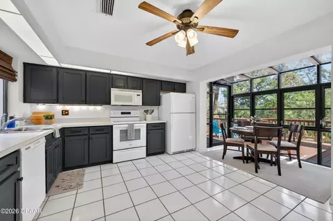 Kitchen - 11 Ridge Trl, Ormond Beach, FL 32174 photo 1 of 2